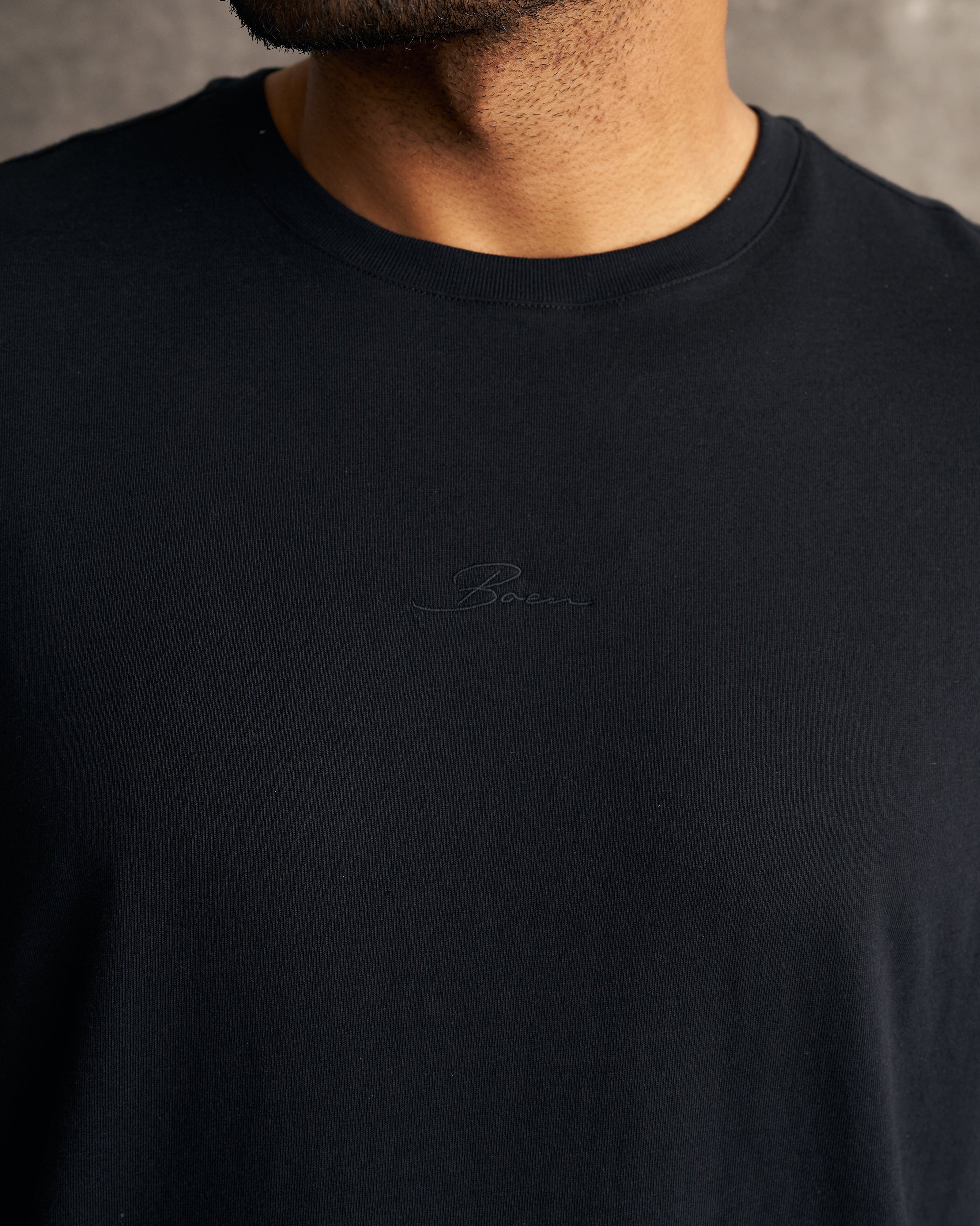 The TwentyFour Script Tee – BOEN